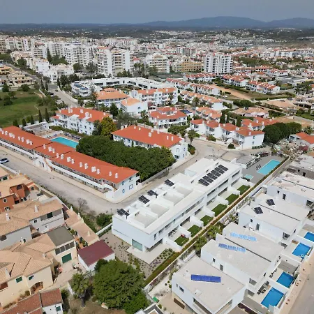 Branca 120 Apartamento Porto de Mos (Lagos)